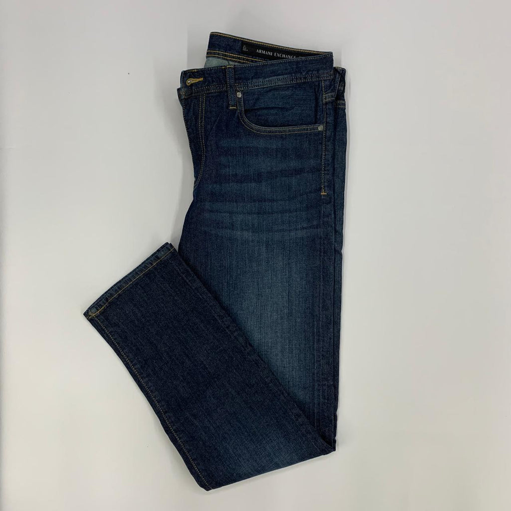 JEAN ARMANI EXCHANGE CORTE SLIM Y SKINNY